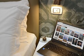 Napoliseason Rooms and Breakfast