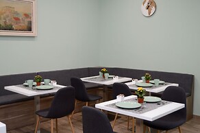 Napoliseason Rooms and Breakfast