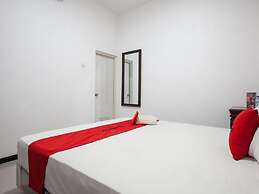 RedDoorz near Taman Krida Budaya Malang