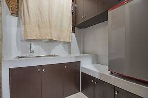 RedDoorz Plus near Cambridge City Square 2