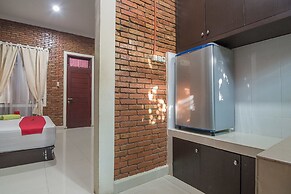 RedDoorz Plus near Cambridge City Square 2