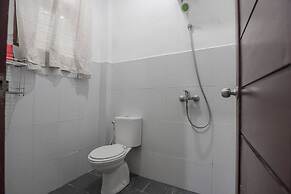 RedDoorz Plus near Cambridge City Square 2