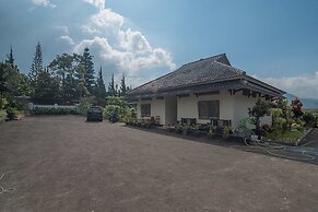 RedDoorz @ Maribaya Street 2