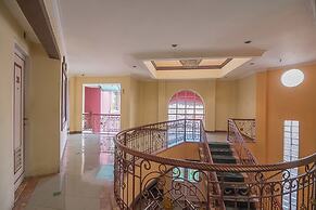 RedDoorz near Setrasari Mall 2