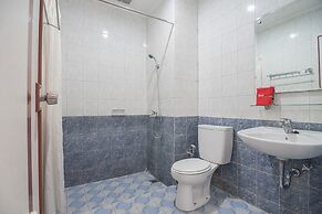 RedDoorz near Setrasari Mall 2