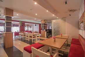 RedDoorz near Setrasari Mall 2