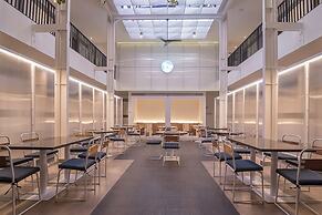 RedDoorz Plus @ Cipaganti Street 3