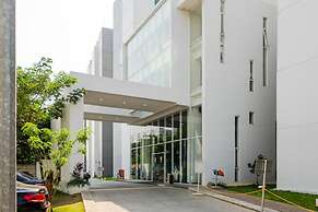 RedDoorz Apartment @ Aeropolis Tangerang