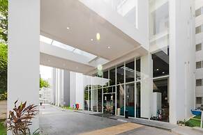 RedDoorz Apartment @ Aeropolis Tangerang