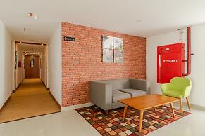 RedDoorz Apartment @ Aeropolis Tangerang