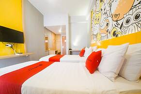 RedDoorz Apartment near Bundaran Satelit Surabaya