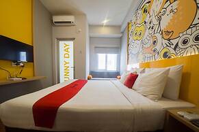 RedDoorz Apartment near Bundaran Satelit Surabaya