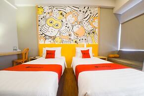 RedDoorz Apartment near Bundaran Satelit Surabaya