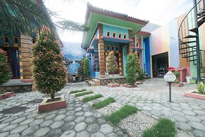 RedDoorz Syariah near Mall Roxy Banyuwangi 2