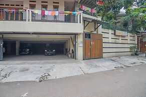 RedDoorz near Exit Toll Pasteur 3