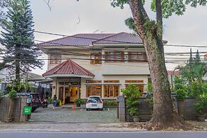 RedDoorz near Simpang Dago 2