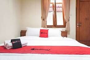 RedDoorz Syariah near Exit Tol Madyopuro