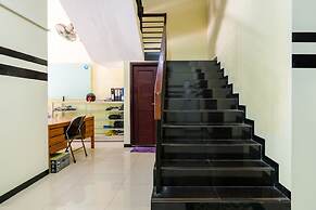 RedDoorz Syariah @ Ketintang Surabaya