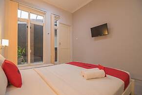 RedDoorz near UPI Setiabudi 2