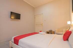 RedDoorz near UPI Setiabudi 2