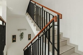 RedDoorz Syariah Plus near Pancoran 2