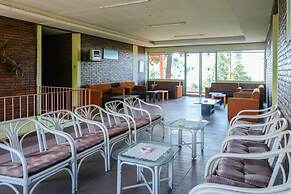 RedDoorz Syariah near Kopeng Treetop  Adventure