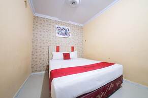 RedDoorz Syariah near RSUD Ainun Habibie Gorontalo