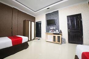 RedDoorz Syariah near RSUD Ainun Habibie Gorontalo