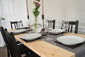 Warriston Crescent Apartment