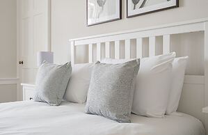 Warriston Crescent Apartment