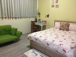 Summerle No 11 Hostel