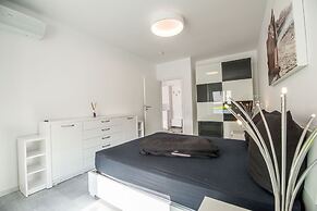 Luxury Westpark 2 Residence Lake View W2