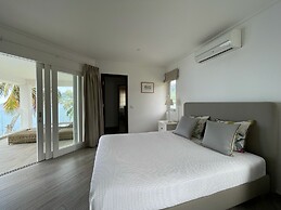 VallonEnd Beach Front Villa