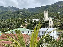 VallonEnd Beach Front Villa