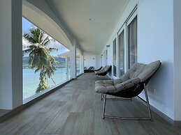 VallonEnd Beach Front Villa