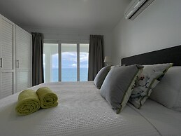 VallonEnd Beach Front Villa