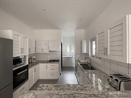 VallonEnd Beach Front Villa