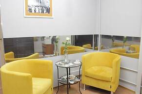 Cheers Hotel - Hostel