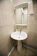 Cheers Hotel - Hostel