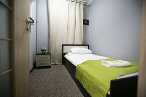 Cheers Hotel - Hostel