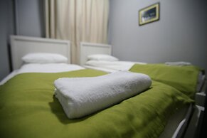 Cheers Hotel - Hostel