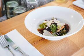 Kitz Boutique Hotel & Restaurant