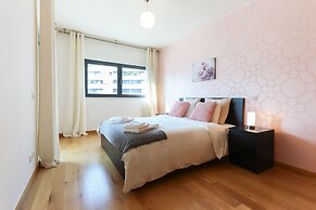 Expo Premium by Homing