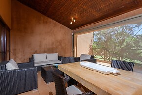 San Lameer Villa Rentals 10304