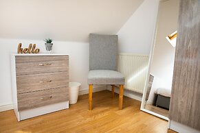 Brightleap Apartments - Hopton House