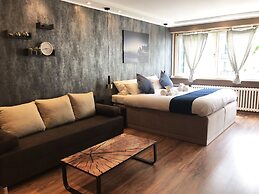 Mike's Four - Hostel