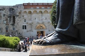 The Suites at Central Split