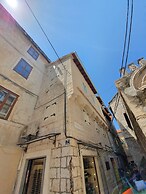 The Suites at Central Split