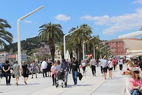 The Suites at Central Split