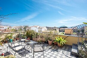 Palazzo Castrofilippo Apartment with 2 terraces by Wonderful Italy